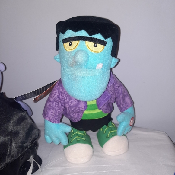 Hallmark Dancing halloween figures - Picture 3 of 11